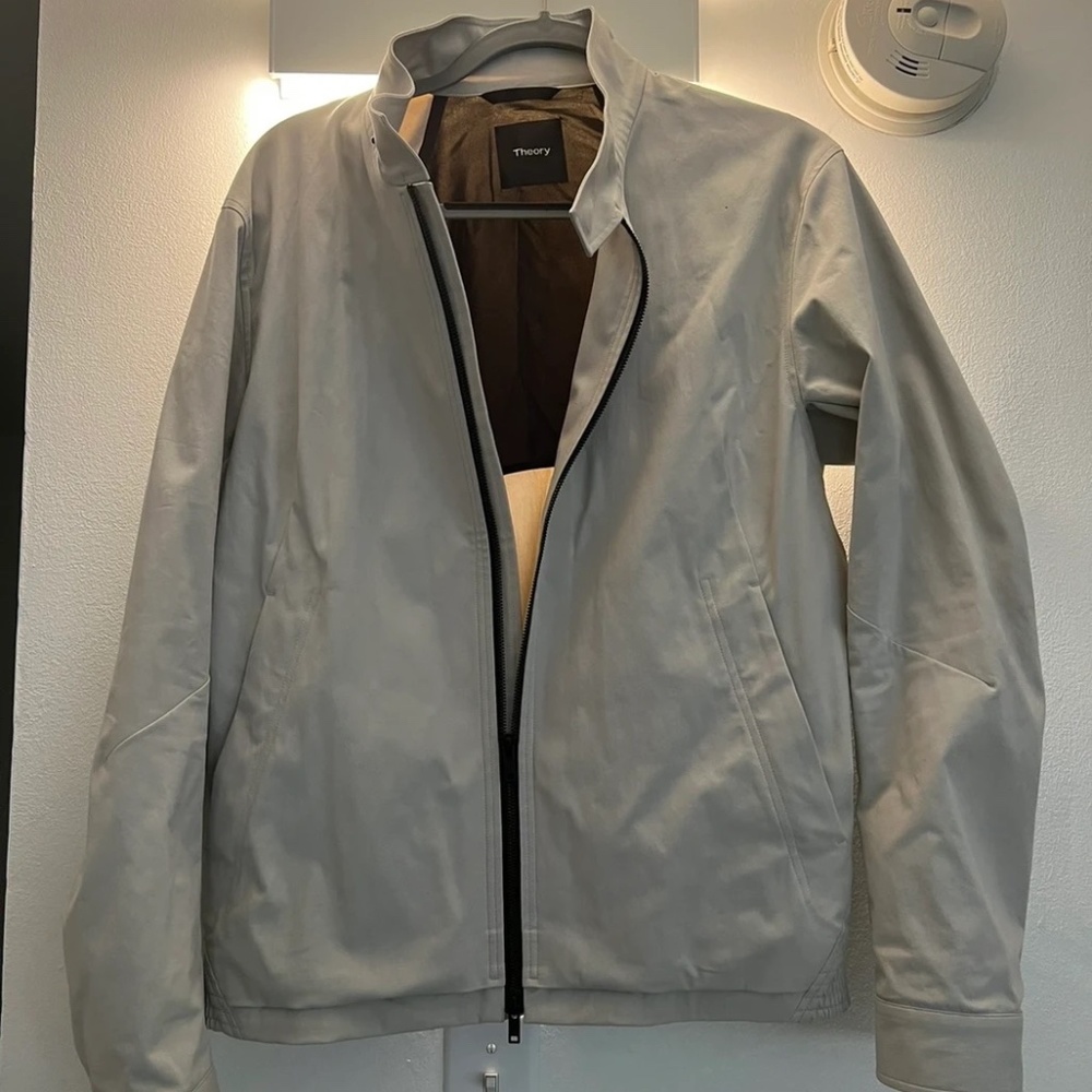 Theory Light Coat - Off White / Cream - Never Worn